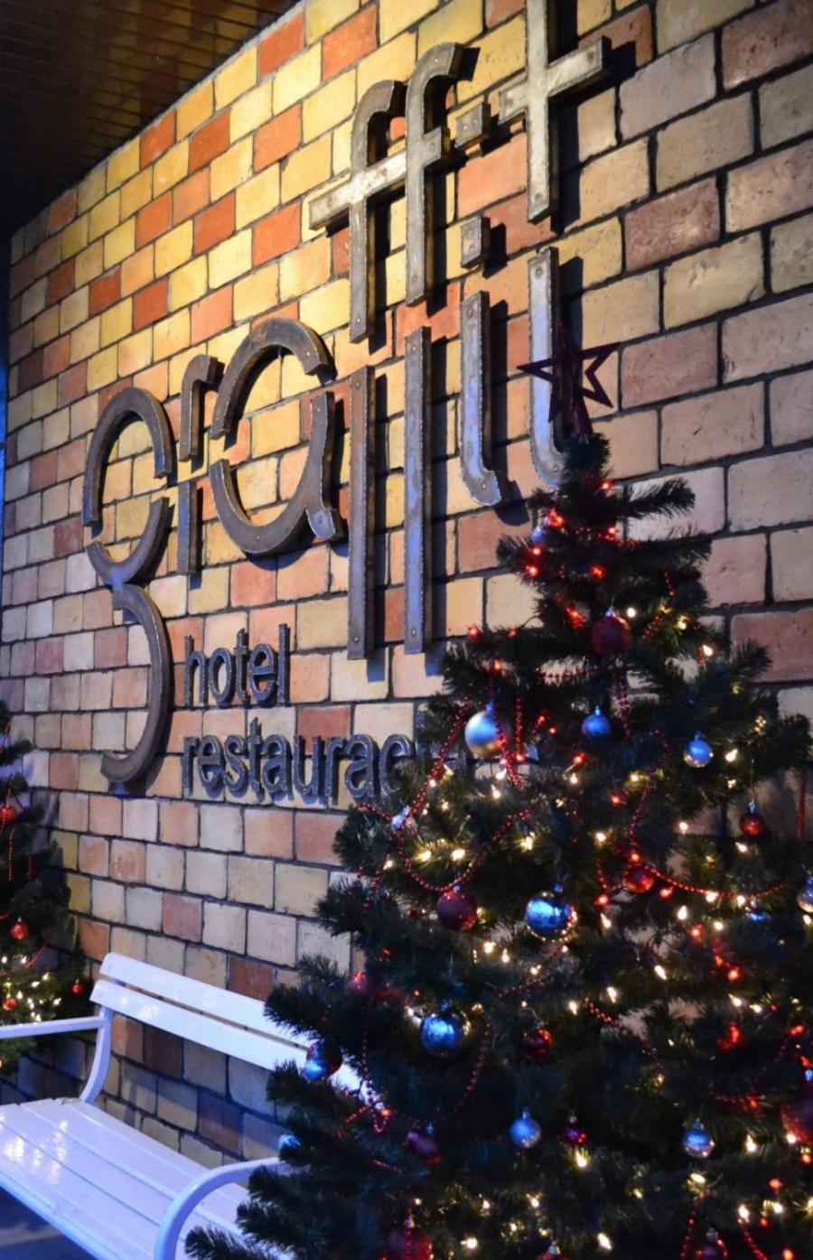 Hotel Graffit Swiebodzin Ngoại thất bức ảnh
